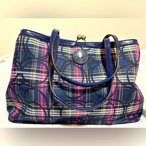 Plaid coach print shoulder bag